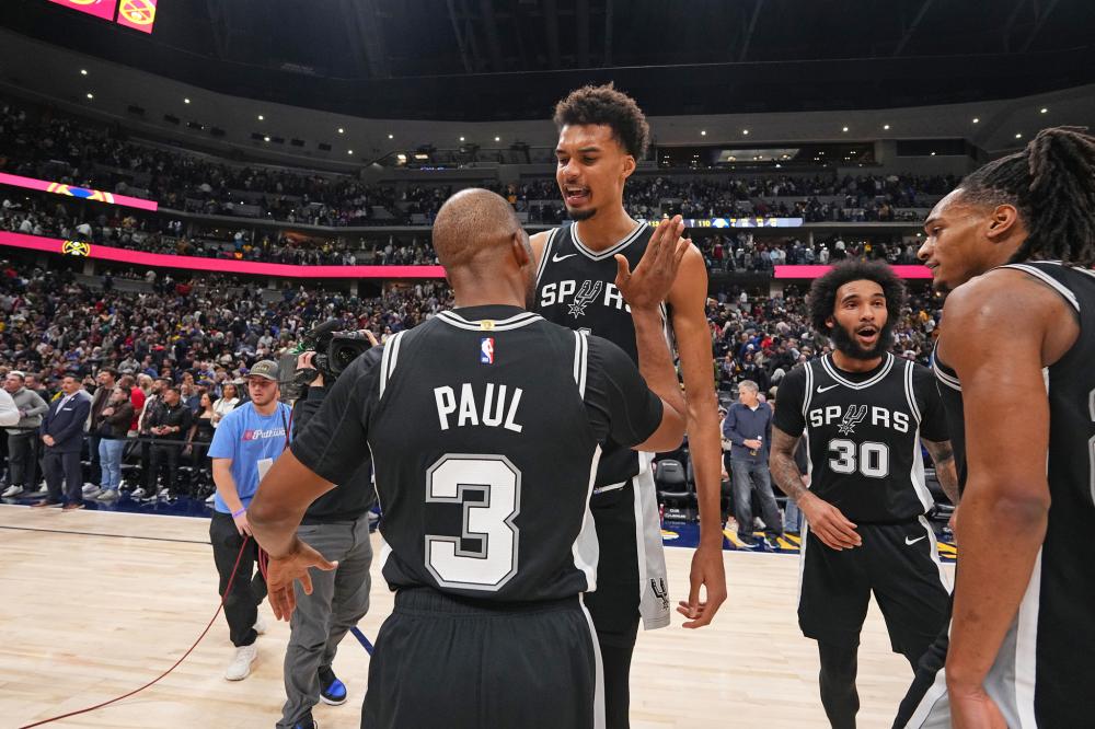 发危机并在 发危机并在